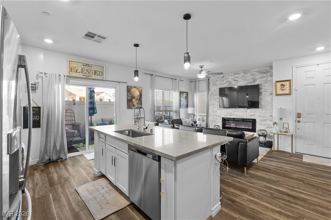 206 Callen Falls Avenue 1514 Henderson NV 89011