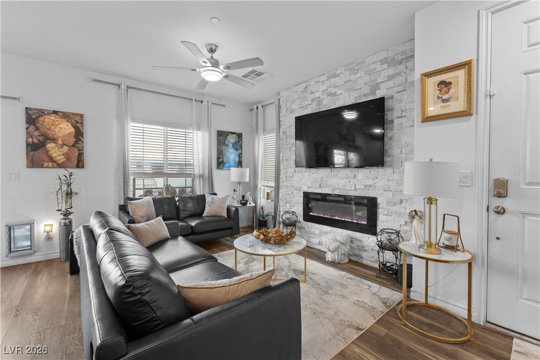206 Callen Falls Avenue 1514 Henderson NV 89011