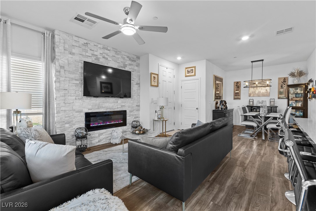 206 Callen Falls Avenue 1514 Henderson NV 89011