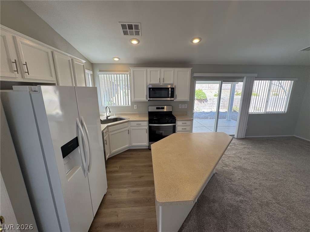 3720 Shimmering Creek Avenue North Las Vegas NV 89031