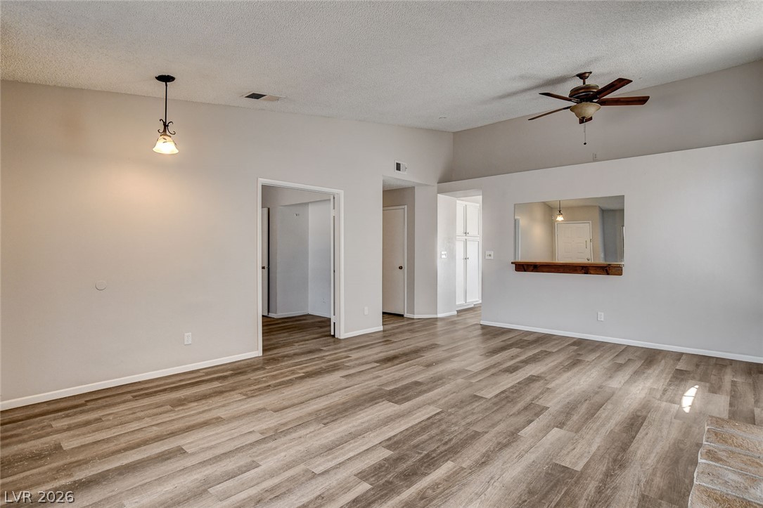 6209 Warm River Road Las Vegas NV 89108