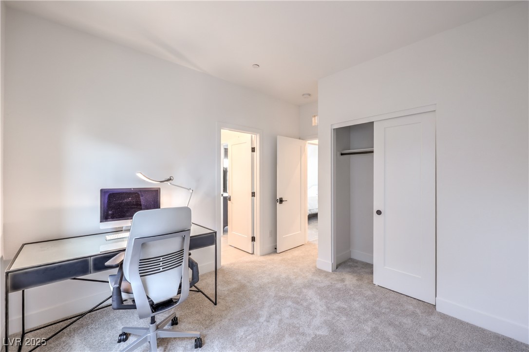 9881 Agate Creek Street Las Vegas NV 89141