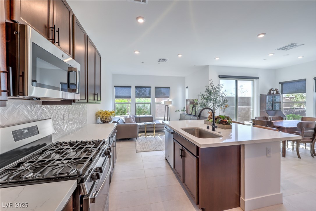 9881 Agate Creek Street Las Vegas NV 89141