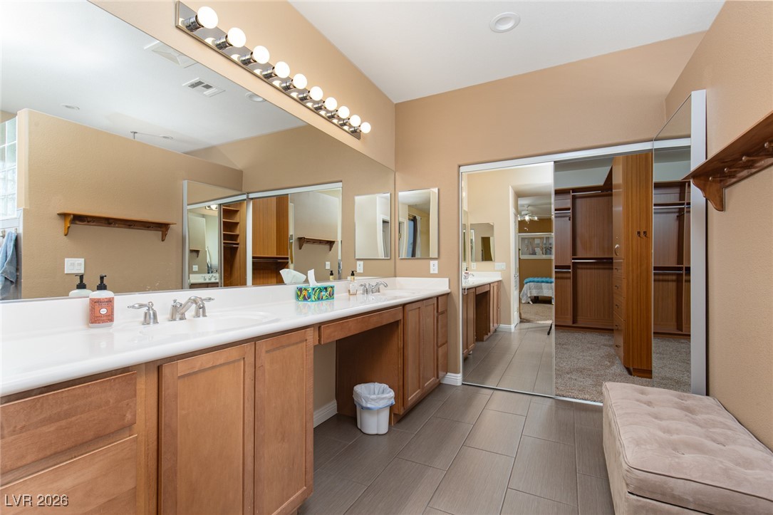 8040 Pandur Street Las Vegas NV 89131