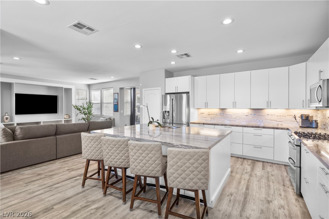 564 Ivy Spring Street Las Vegas NV 89138