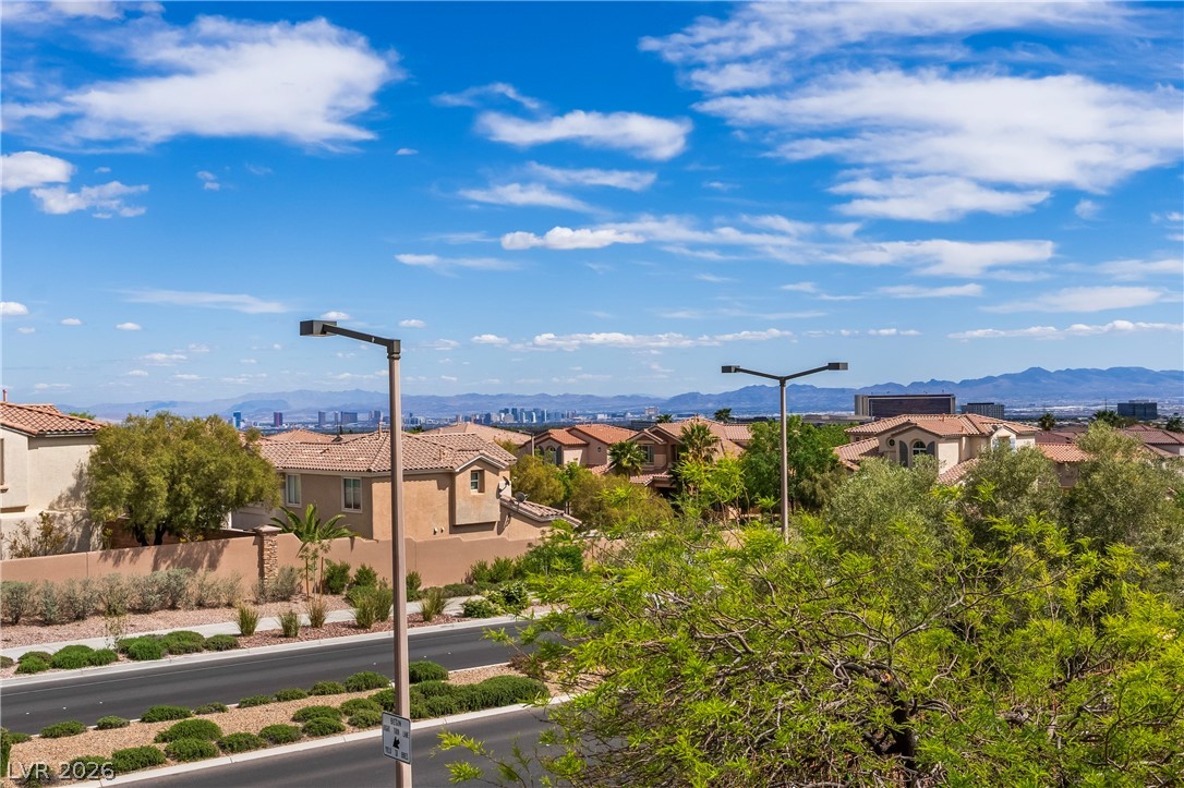 564 Ivy Spring Street Las Vegas NV 89138