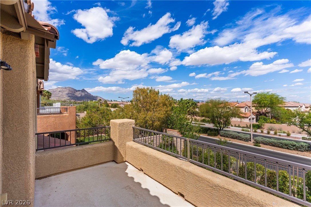 564 Ivy Spring Street Las Vegas NV 89138
