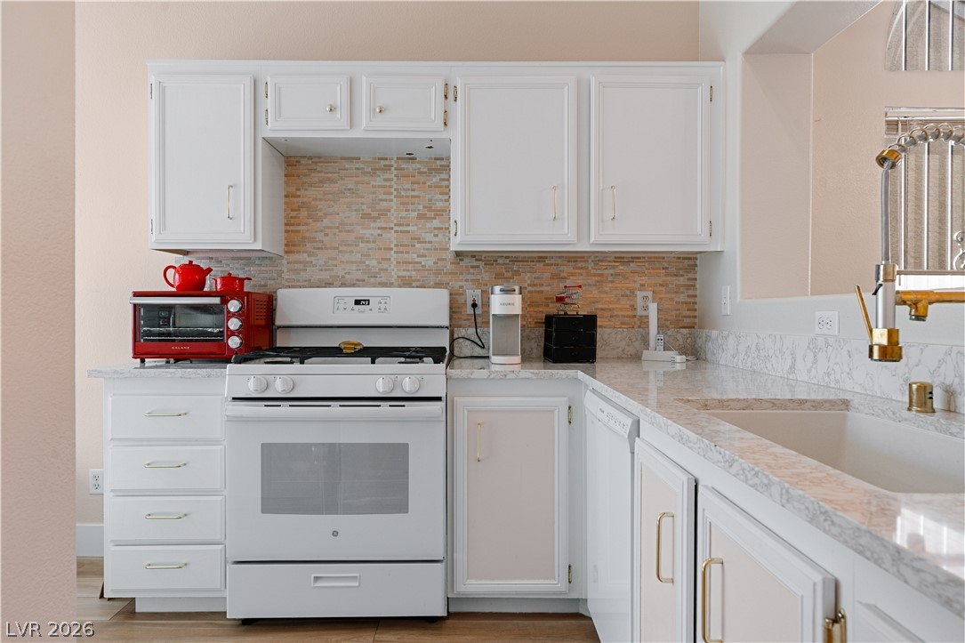 3008 Seasons Avenue Henderson NV 89074