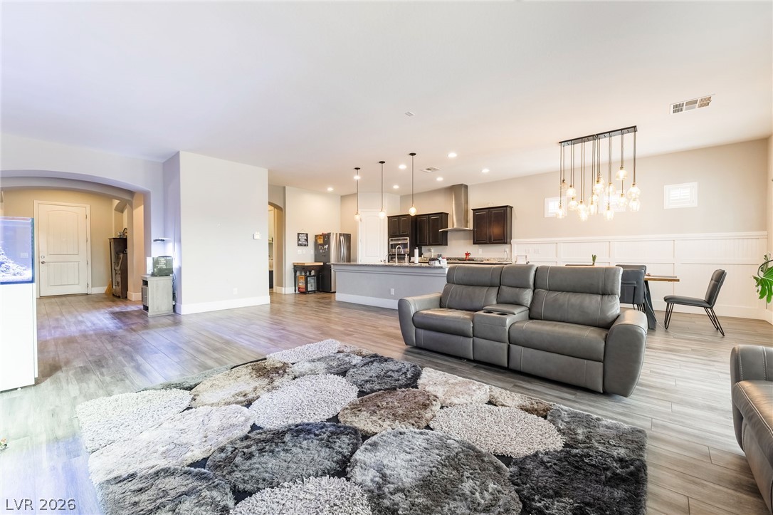 8157 Gilespie Street Las Vegas NV 89123