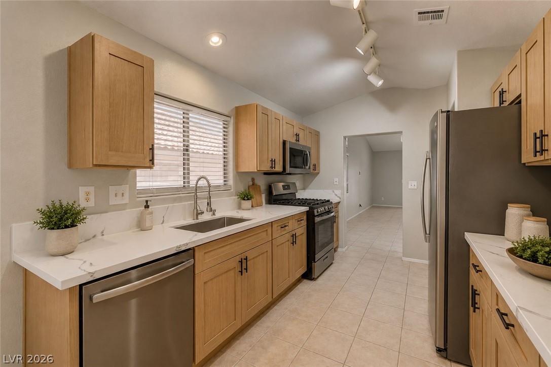 1253 Taramar Street Las Vegas NV 89031
