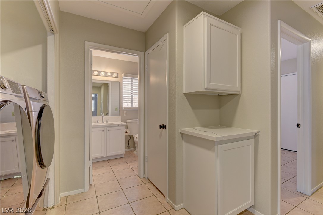 1253 Taramar Street Las Vegas NV 89031