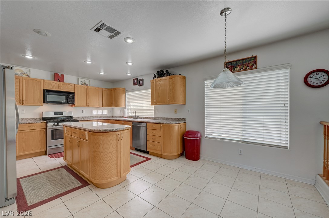 4665 Ashington Street Las Vegas NV 89147