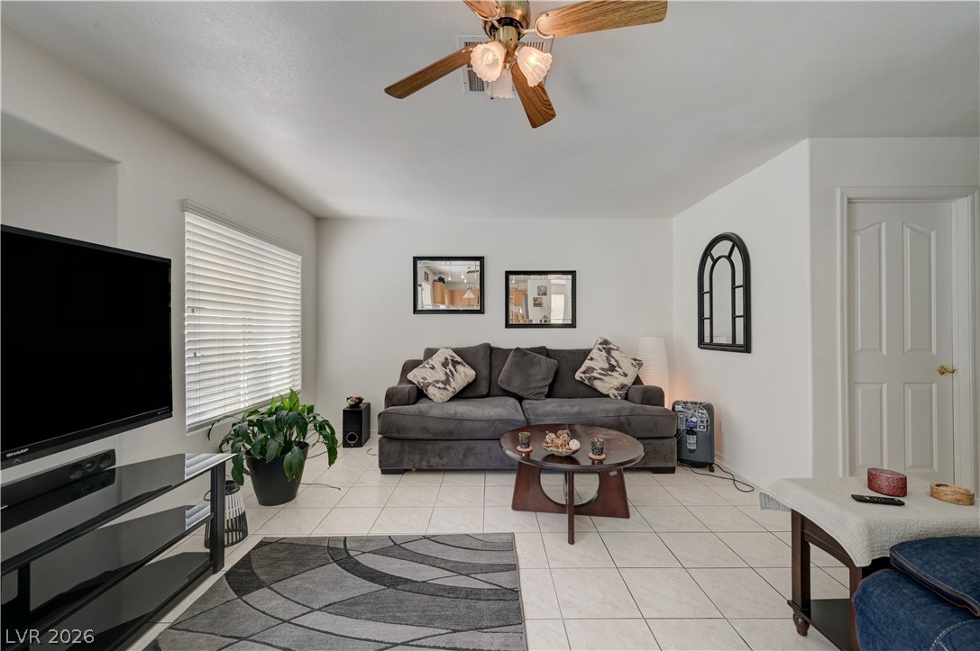 4665 Ashington Street Las Vegas NV 89147