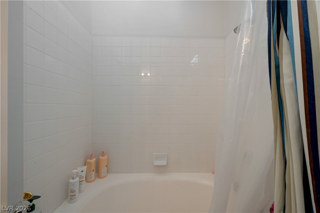 4665 Ashington Street Las Vegas NV 89147