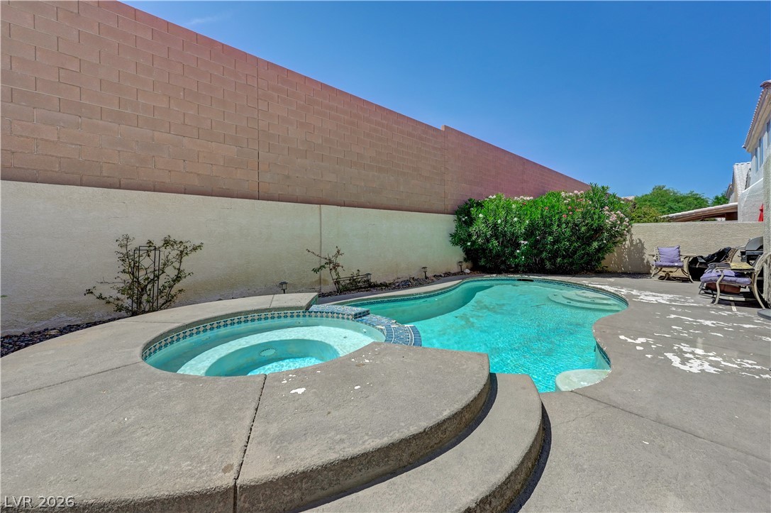 4665 Ashington Street Las Vegas NV 89147