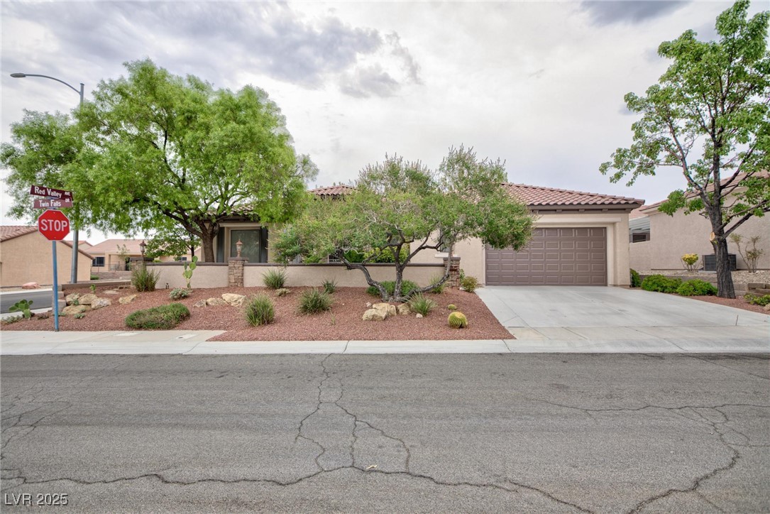 2120 Twin Falls Drive Henderson NV 89044