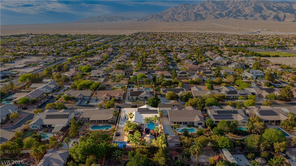 5905 Castleberry Peak Avenue Las Vegas NV 89131