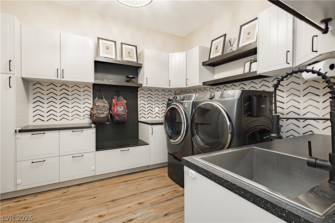 5905 Castleberry Peak Avenue Las Vegas NV 89131