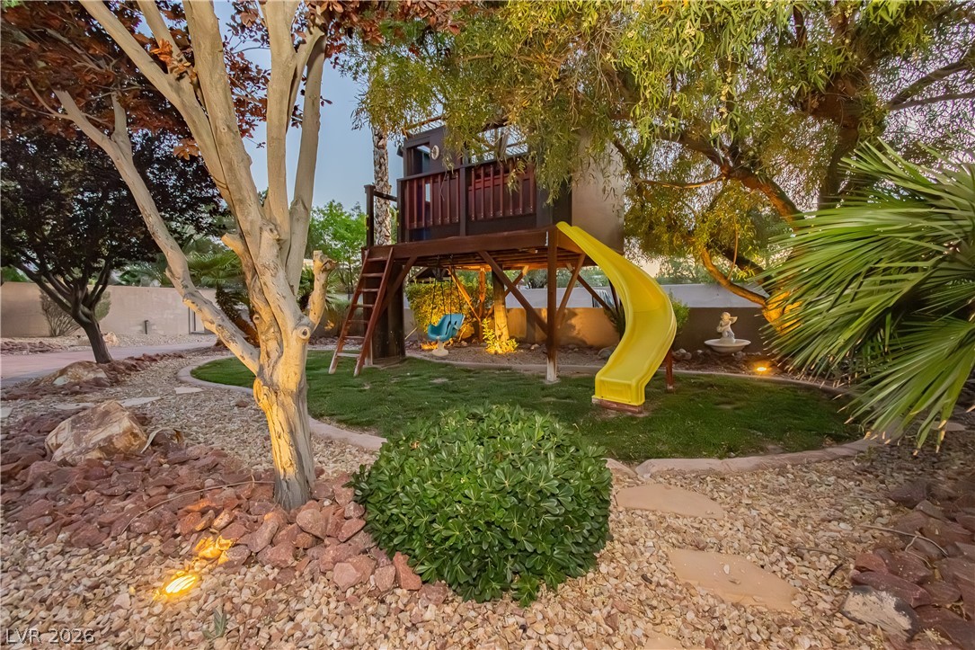 5905 Castleberry Peak Avenue Las Vegas NV 89131