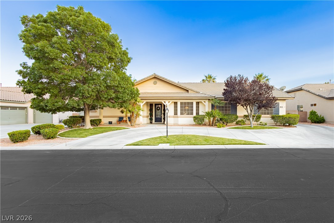 5905 Castleberry Peak Avenue Las Vegas NV 89131