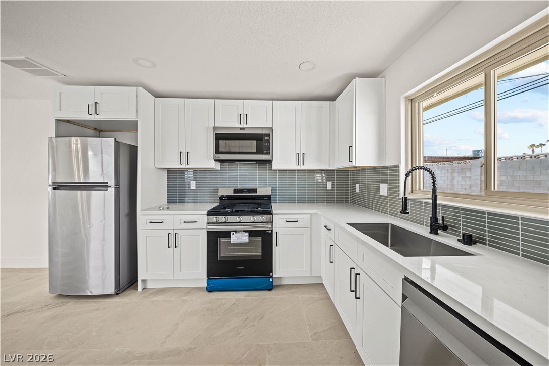 4378 Swandale Avenue Las Vegas NV 89121