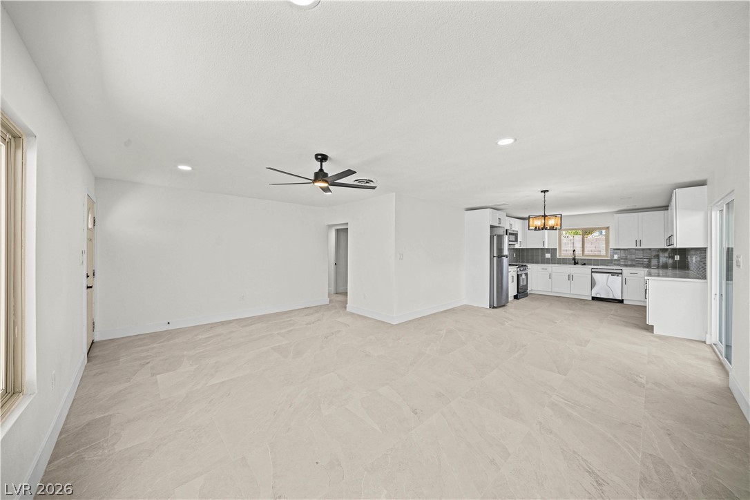 4378 Swandale Avenue Las Vegas NV 89121