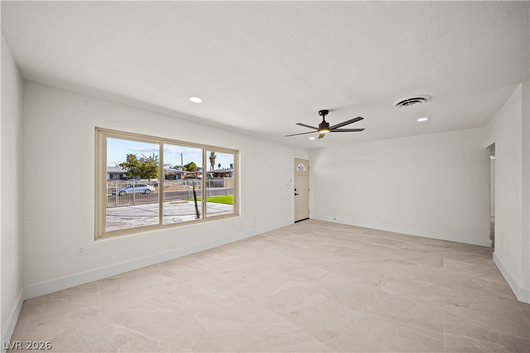 4378 Swandale Avenue Las Vegas NV 89121