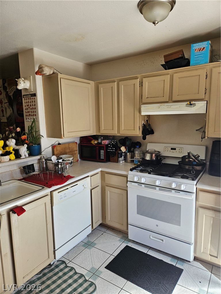 2005 Emerald Green Avenue Las Vegas NV 89106