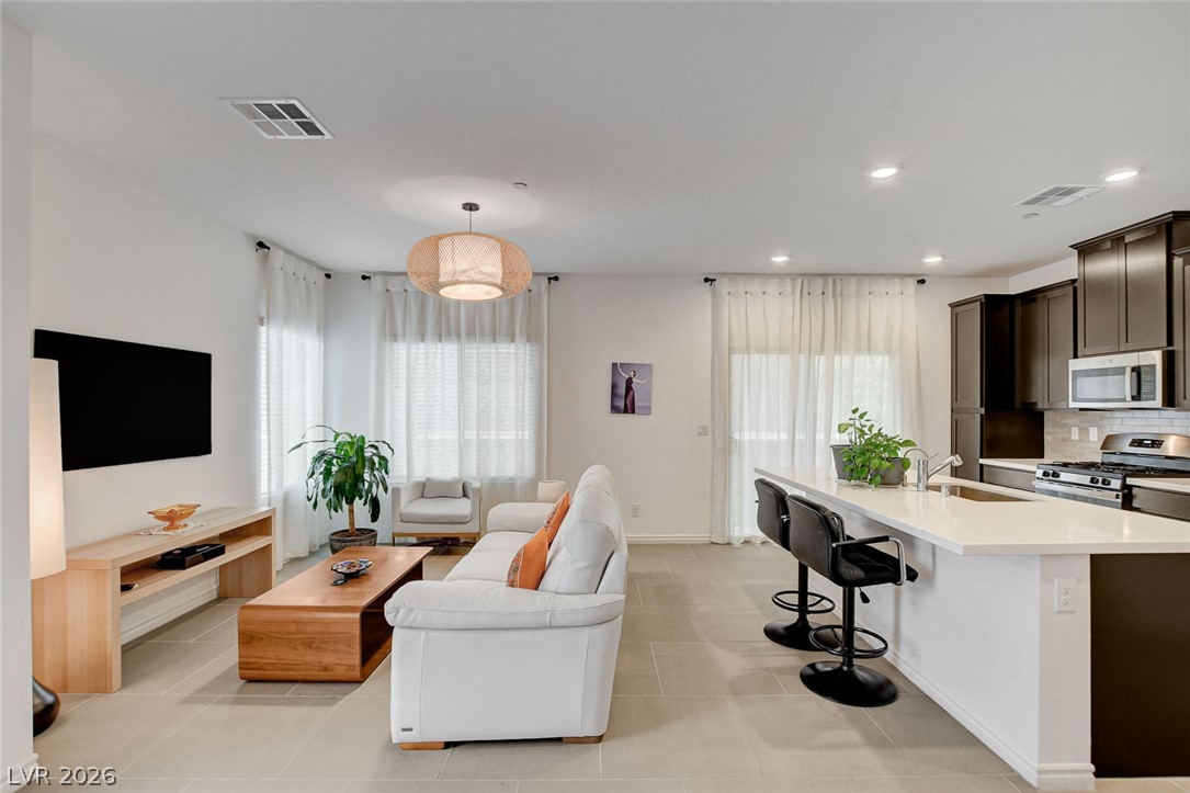 600 North Carriage Hill Drive 1035 Las Vegas NV 89138