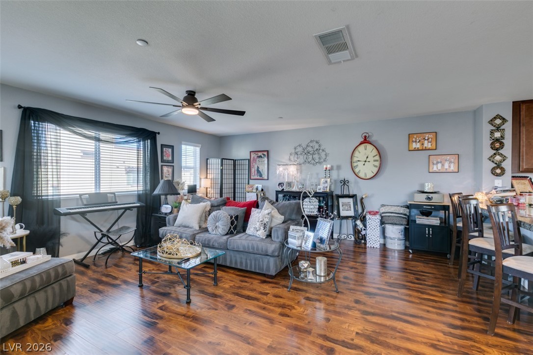 1525 Spiced Wine Avenue 17105 Henderson NV 89074