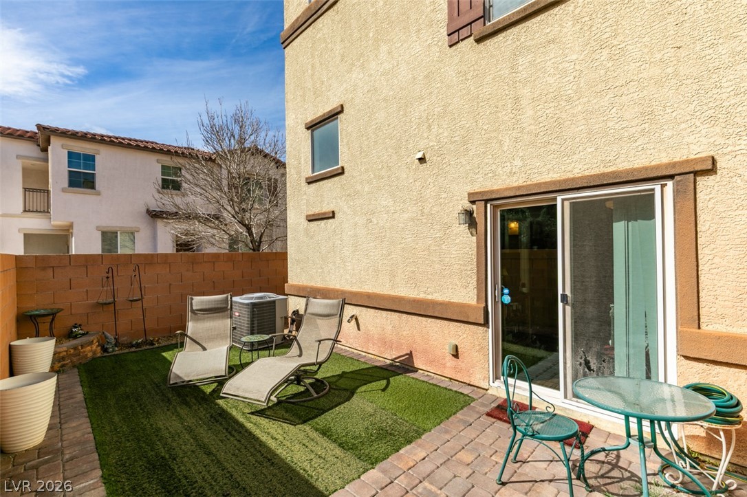 1525 Spiced Wine Avenue 17105 Henderson NV 89074