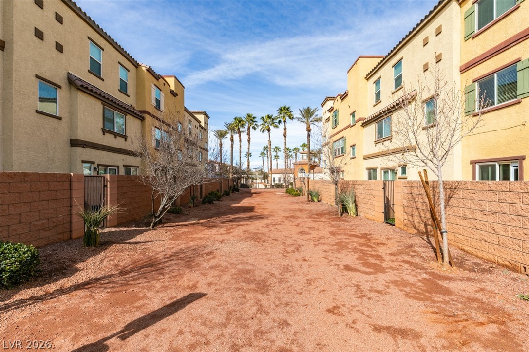 1525 Spiced Wine Avenue 17105 Henderson NV 89074