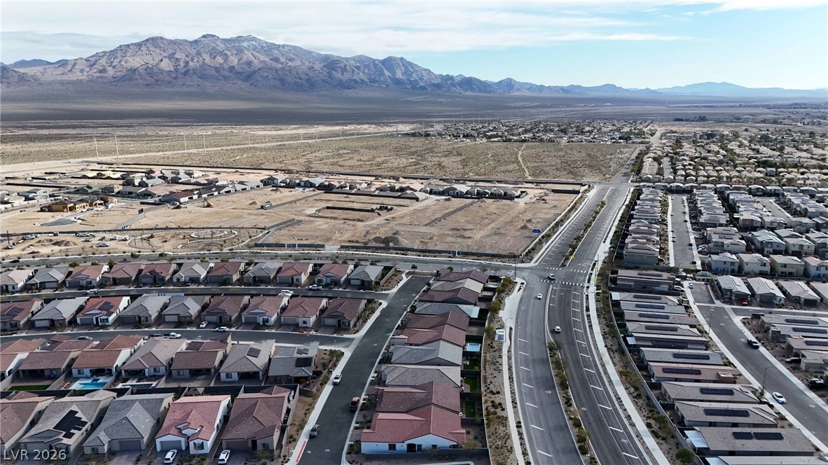 9387 Astronomical Avenue Las Vegas NV 89143