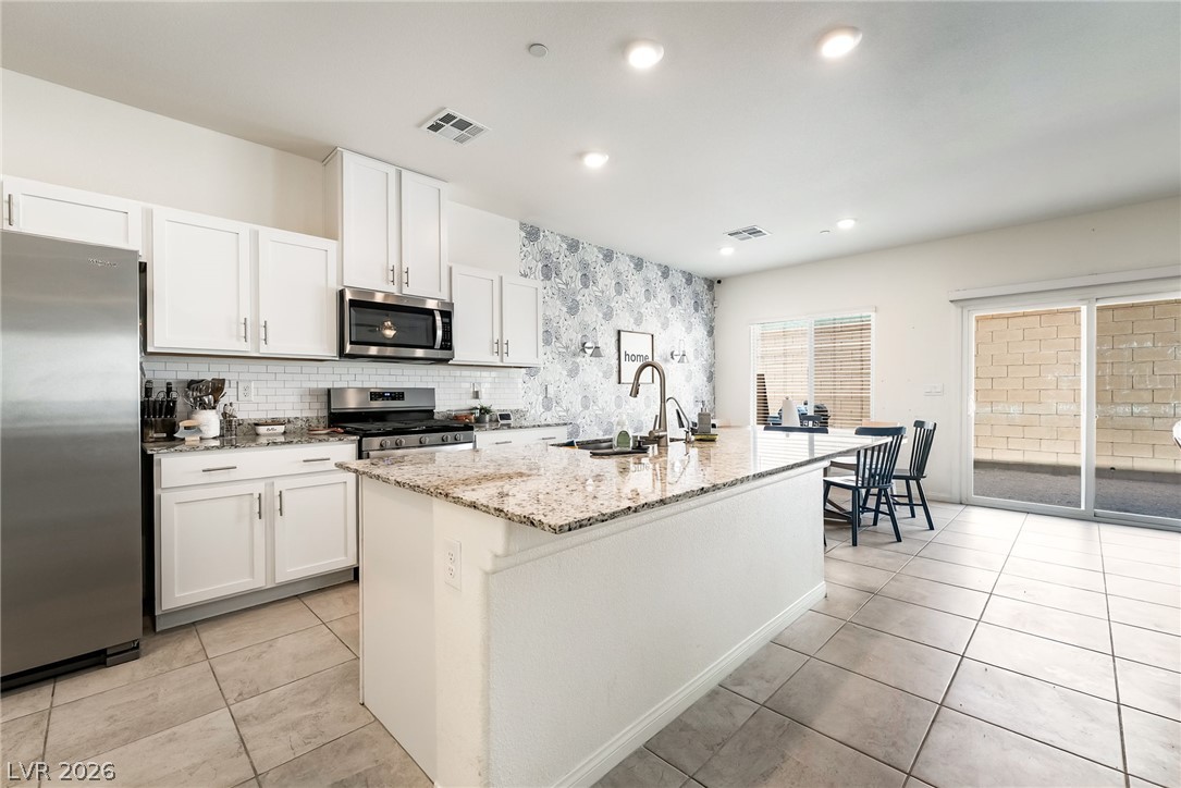 1087 Gentle Swan Street Henderson NV 89011