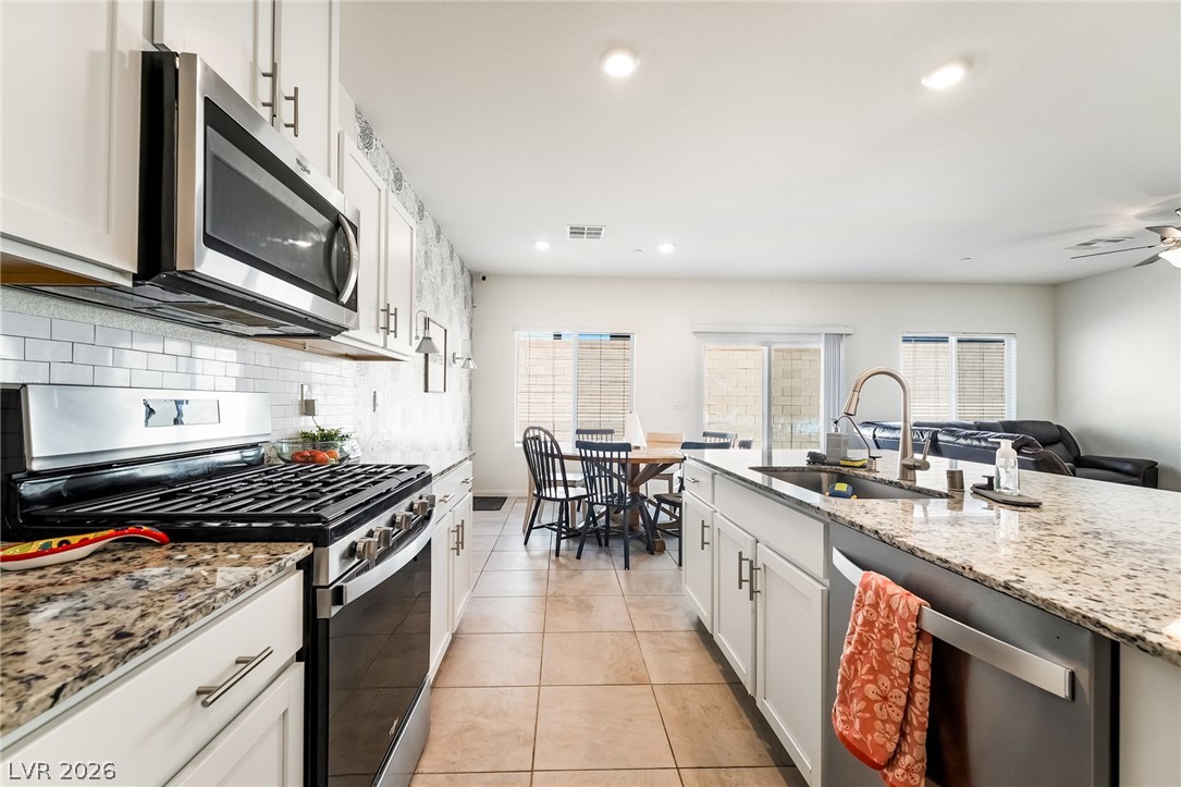 1087 Gentle Swan Street Henderson NV 89011