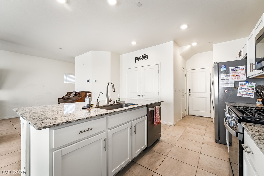 1087 Gentle Swan Street Henderson NV 89011