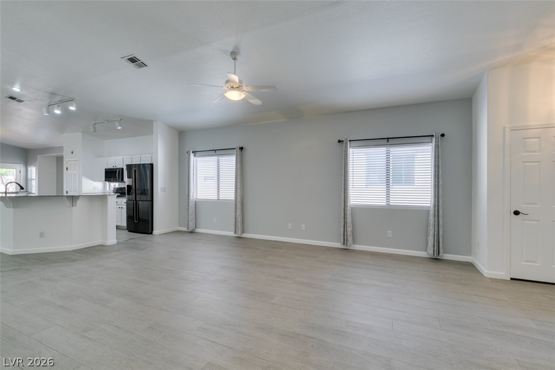 8111 Desert Cloud Avenue Las Vegas NV 89131