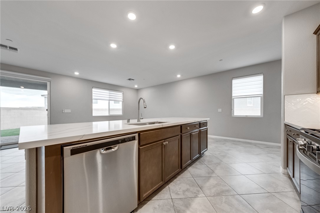 6944 Trevelez Street Las Vegas NV 89149