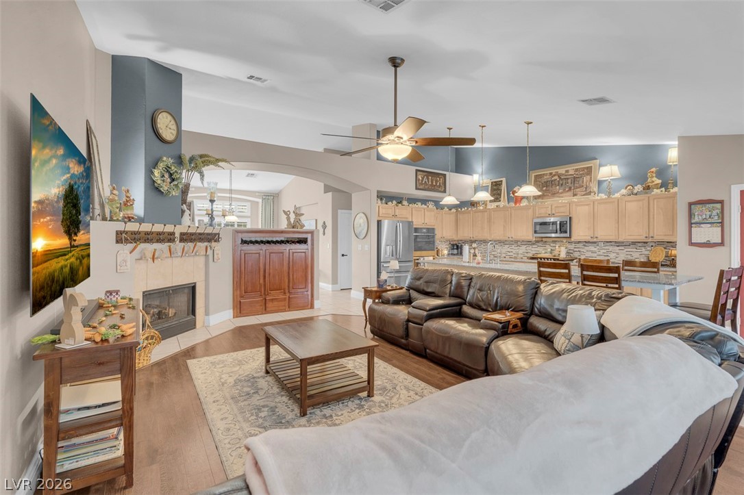 6258 Golden Rain Street North Las Vegas NV 89031
