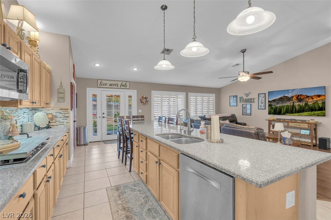 6258 Golden Rain Street North Las Vegas NV 89031