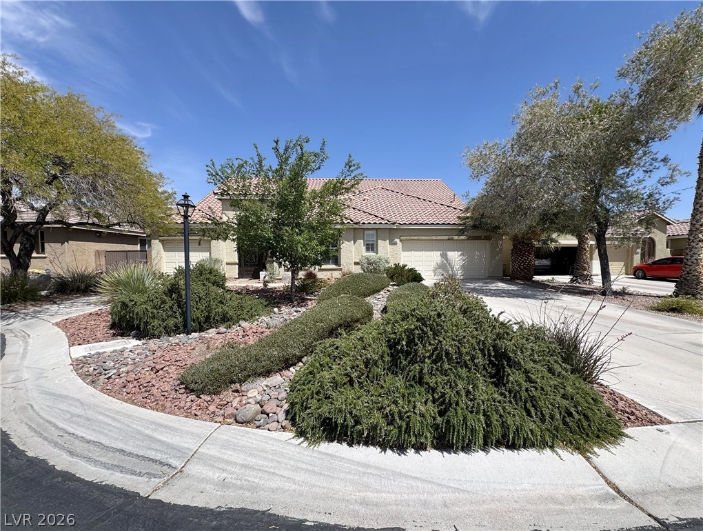 8804 Willow Cabin Street Las Vegas NV 89131