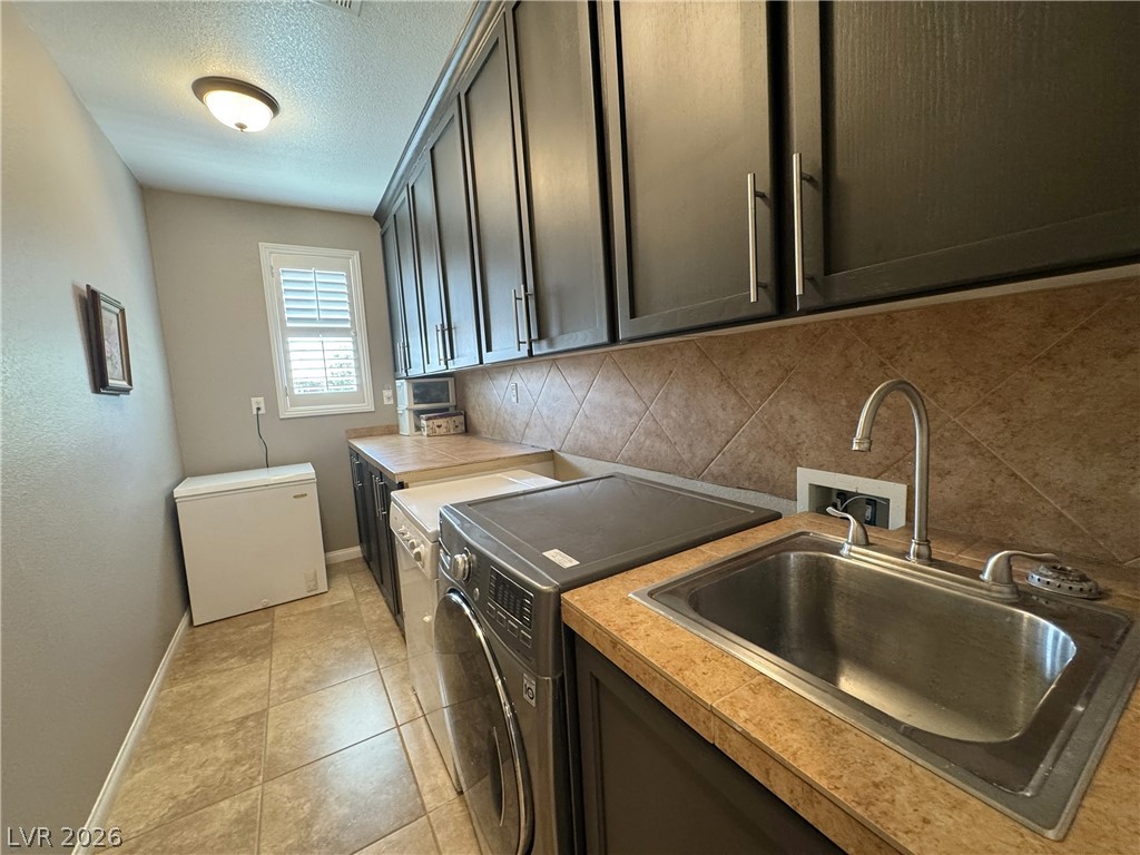 8804 Willow Cabin Street Las Vegas NV 89131