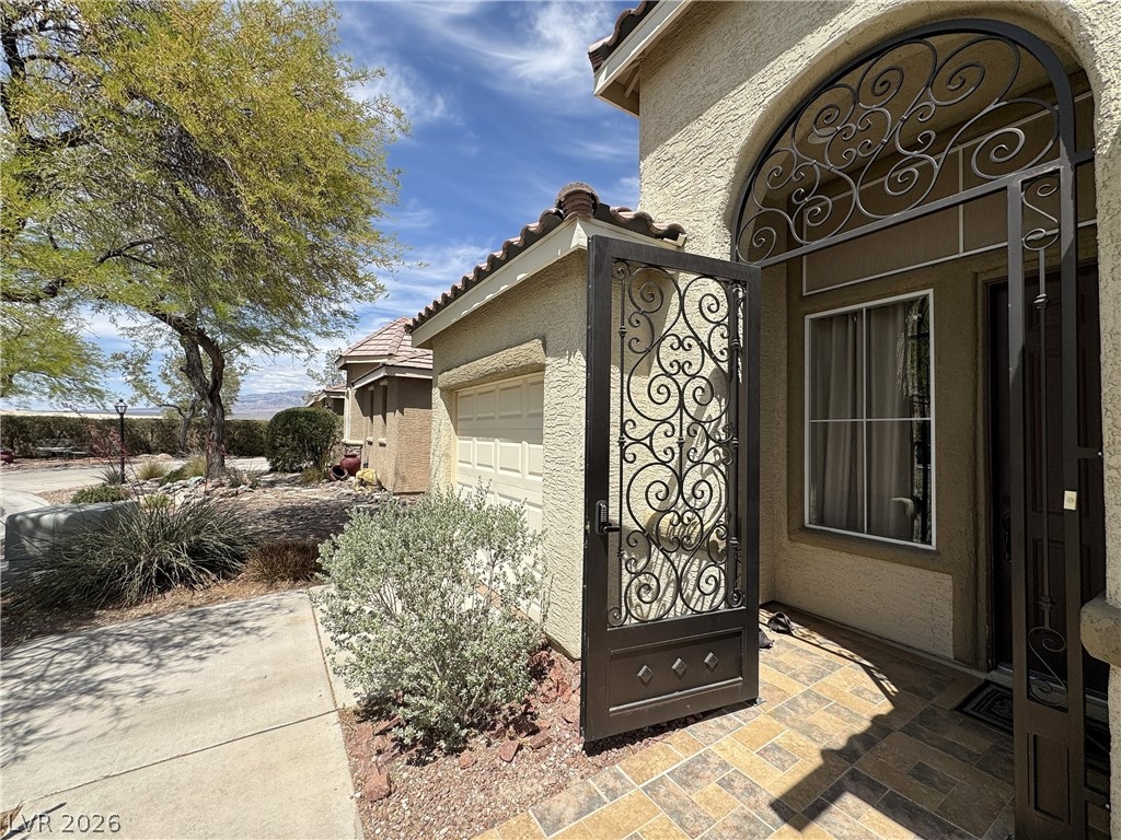 8804 Willow Cabin Street Las Vegas NV 89131