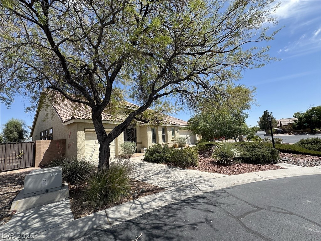 8804 Willow Cabin Street Las Vegas NV 89131