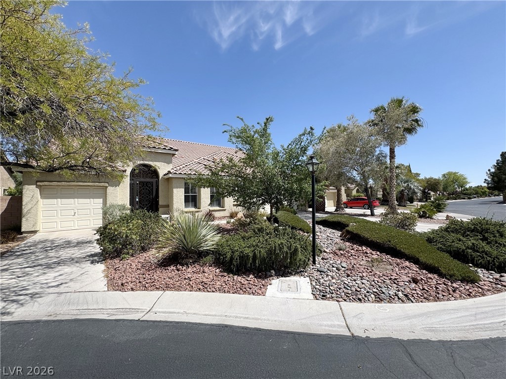 8804 Willow Cabin Street Las Vegas NV 89131