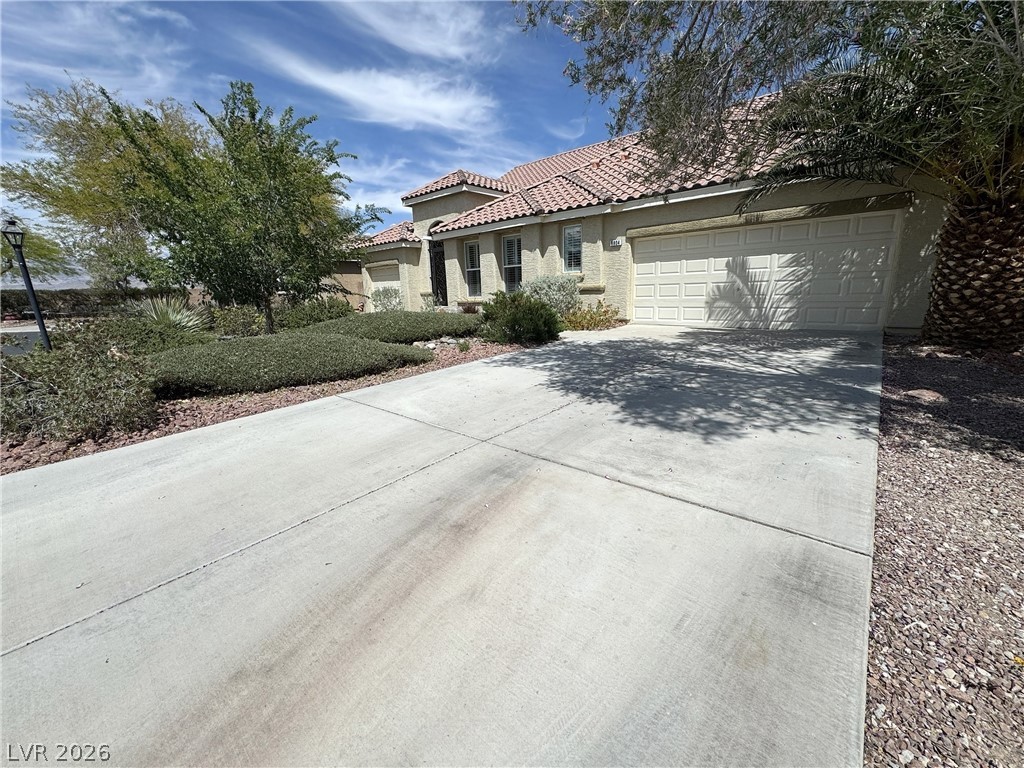 8804 Willow Cabin Street Las Vegas NV 89131
