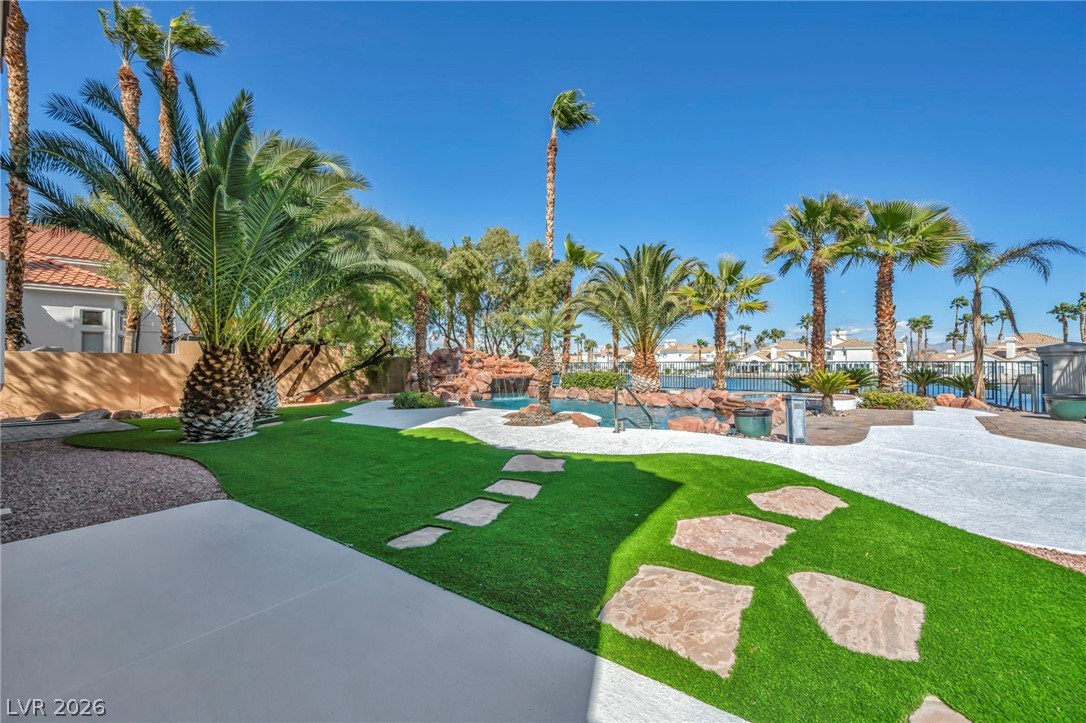 2812 Sterling Cove Drive Las Vegas NV 89128