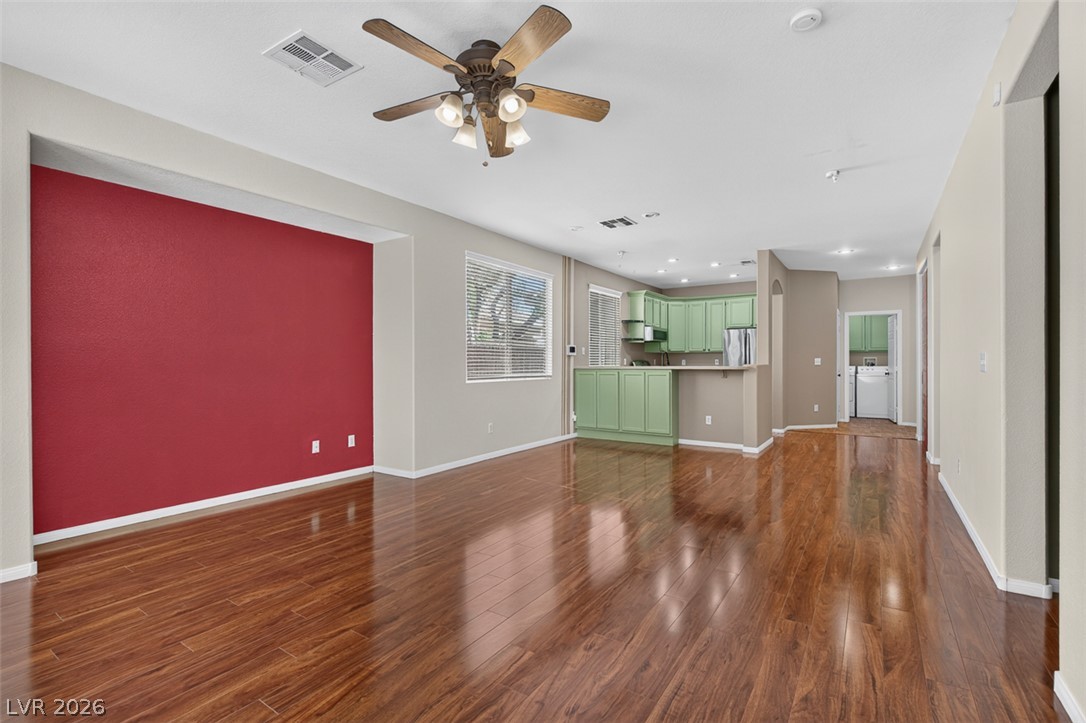 9745 Canterbury Creek Street Las Vegas NV 89183