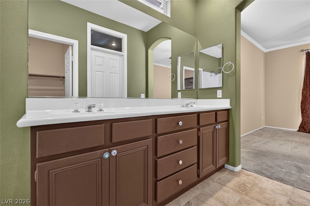 9745 Canterbury Creek Street Las Vegas NV 89183