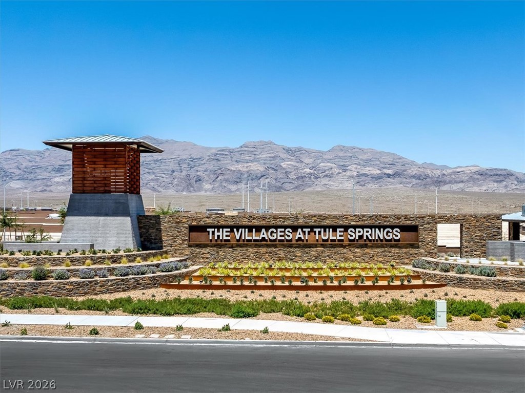 1863 Michael Springs Place North Las Vegas NV 89084
